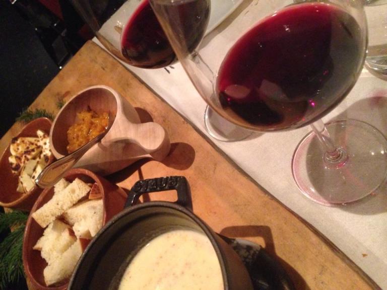 fonduejälkkärisaaga