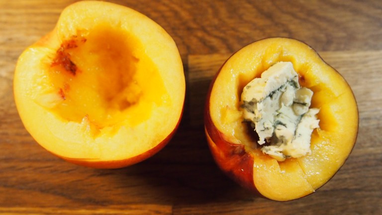 nektariini, grillattu nektariini, aurajuusto