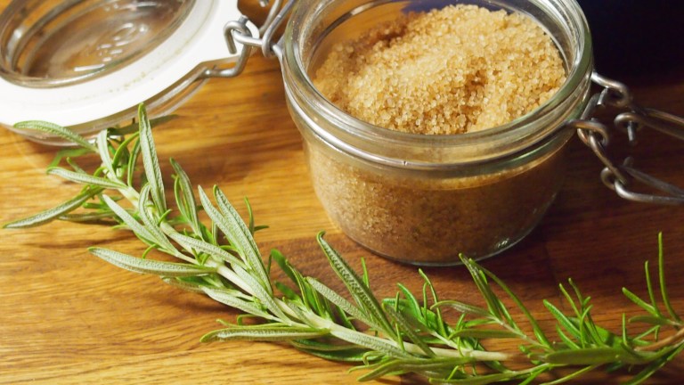 rosmariini, ruokosokeri