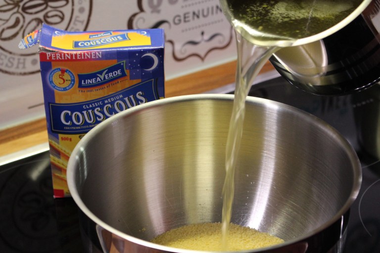 granaattiomenacouscous